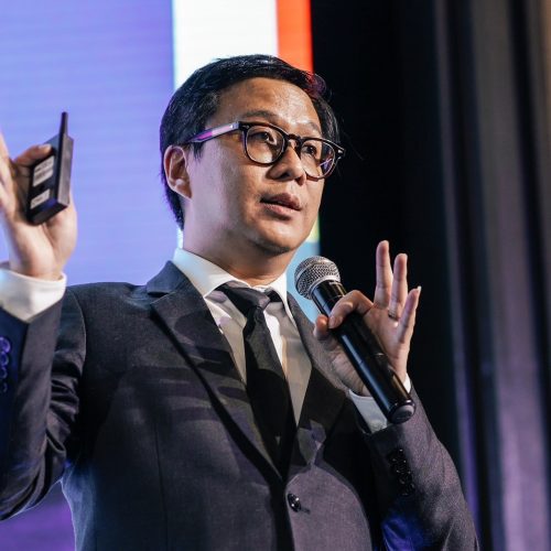 ดร.แบ๊งค์ งามอรุณโชติ ร่วมบรรยายในงาน Sustainable Stays หัวข้อเรื่อง Green Industrial Policy and Sustainable Tourism in Thailand